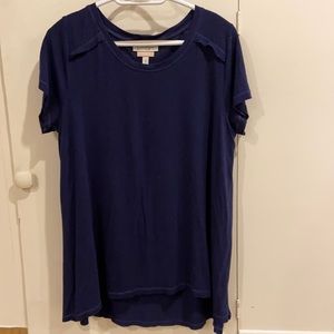 Jessica Simpson Nursing Top Size Large in dark blue